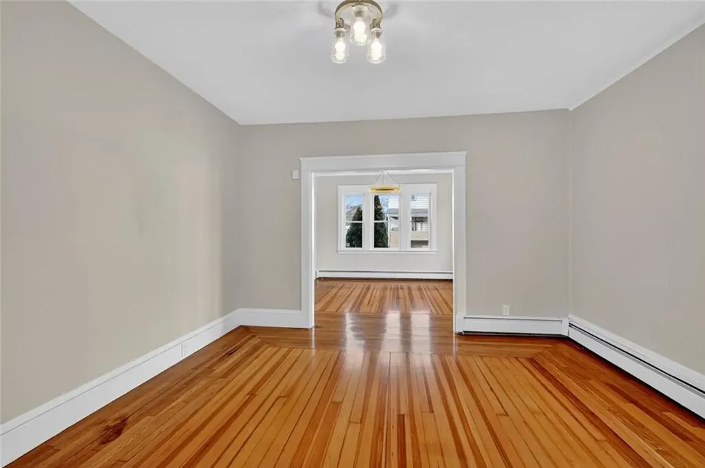 112 Villa Avenue Cranston RI 02905