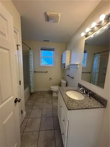 32 Sea Fare Lane Portsmouth RI 02871