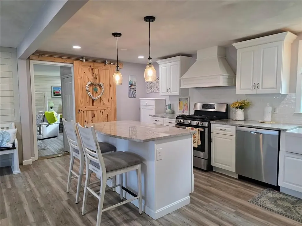 52 Inez Avenue Warwick RI 02886