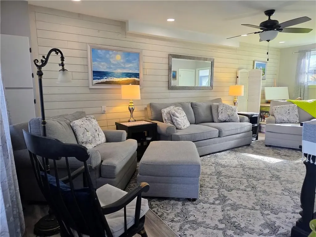 52 Inez Avenue Warwick RI 02886