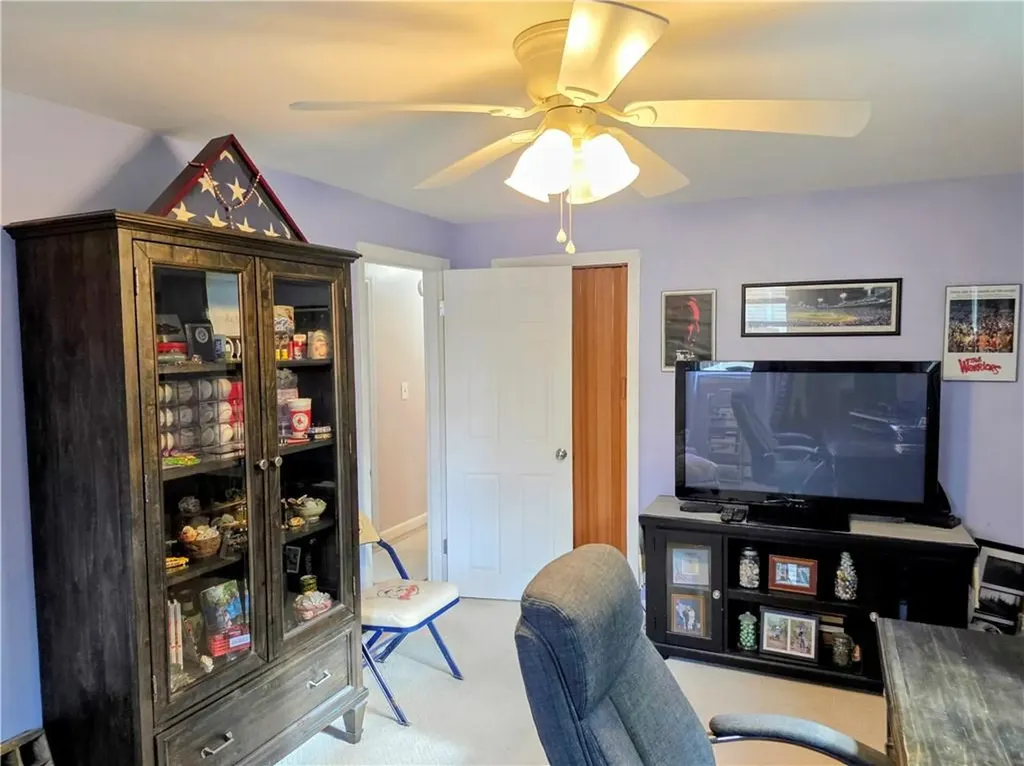 52 Inez Avenue Warwick RI 02886