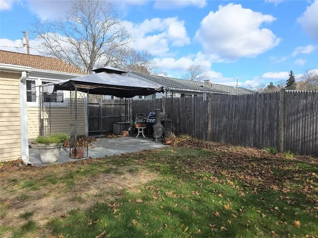 52 Inez Avenue Warwick RI 02886