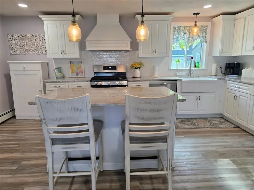 52 Inez Avenue Warwick RI 02886