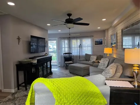 52 Inez Avenue Warwick RI 02886