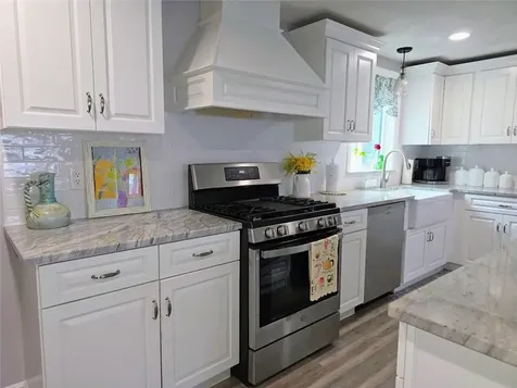 52 Inez Avenue Warwick RI 02886