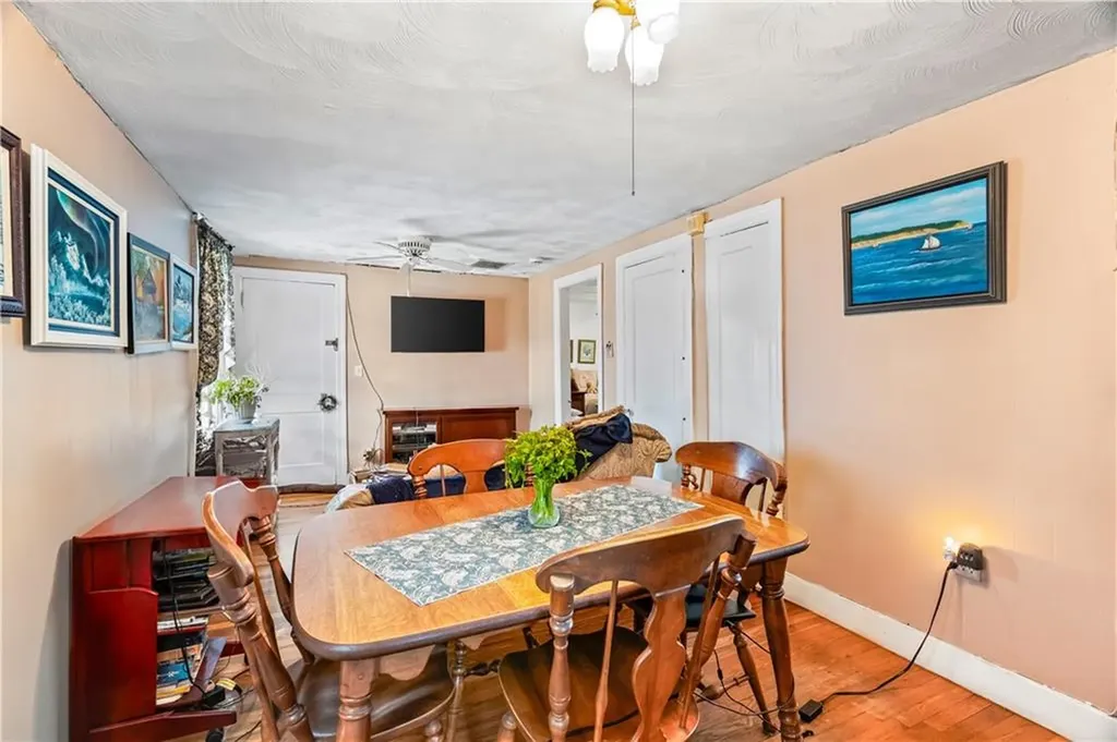 27 Bond Street Providence RI 02903