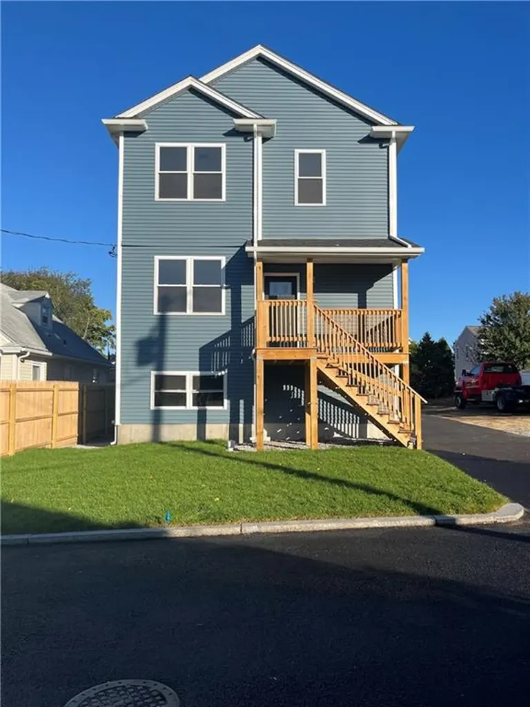 27 Newbury Street Providence RI 02904