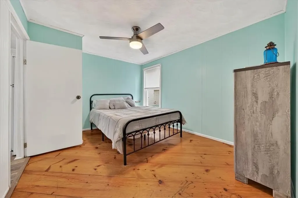 141 Brush Neck Avenue Warwick RI 02889