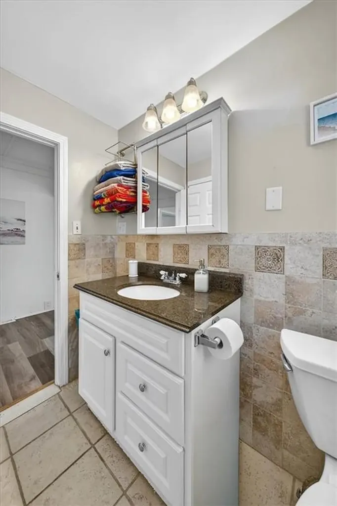 141 Brush Neck Avenue Warwick RI 02889