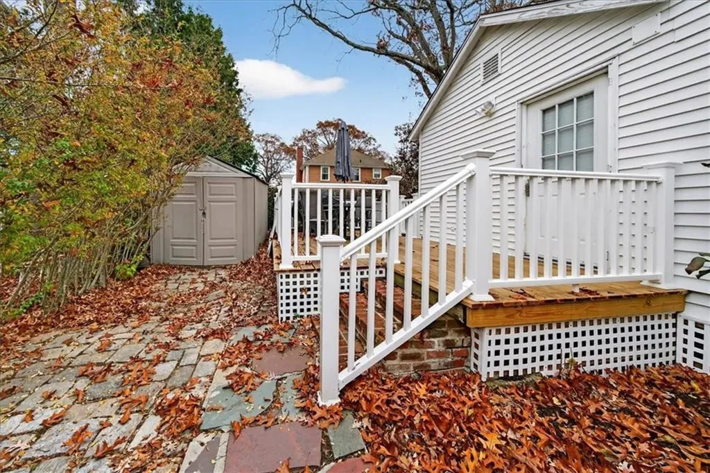 141 Brush Neck Avenue Warwick RI 02889