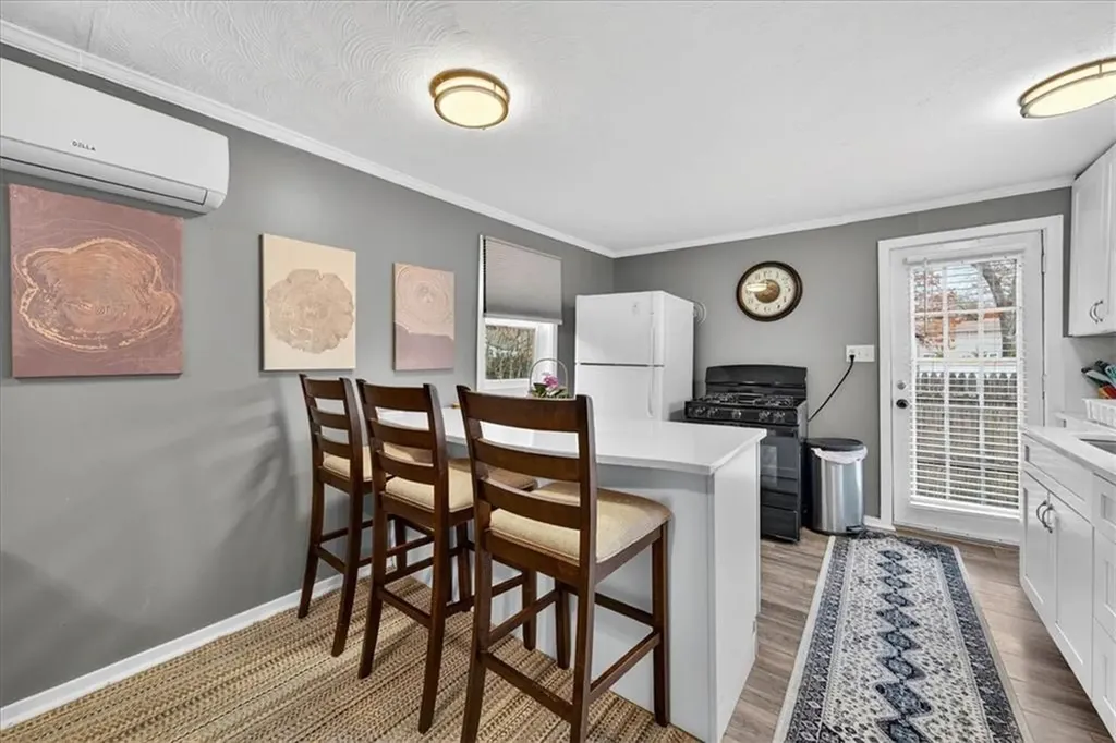 141 Brush Neck Avenue Warwick RI 02889
