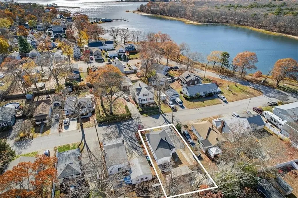 141 Brush Neck Avenue Warwick RI 02889