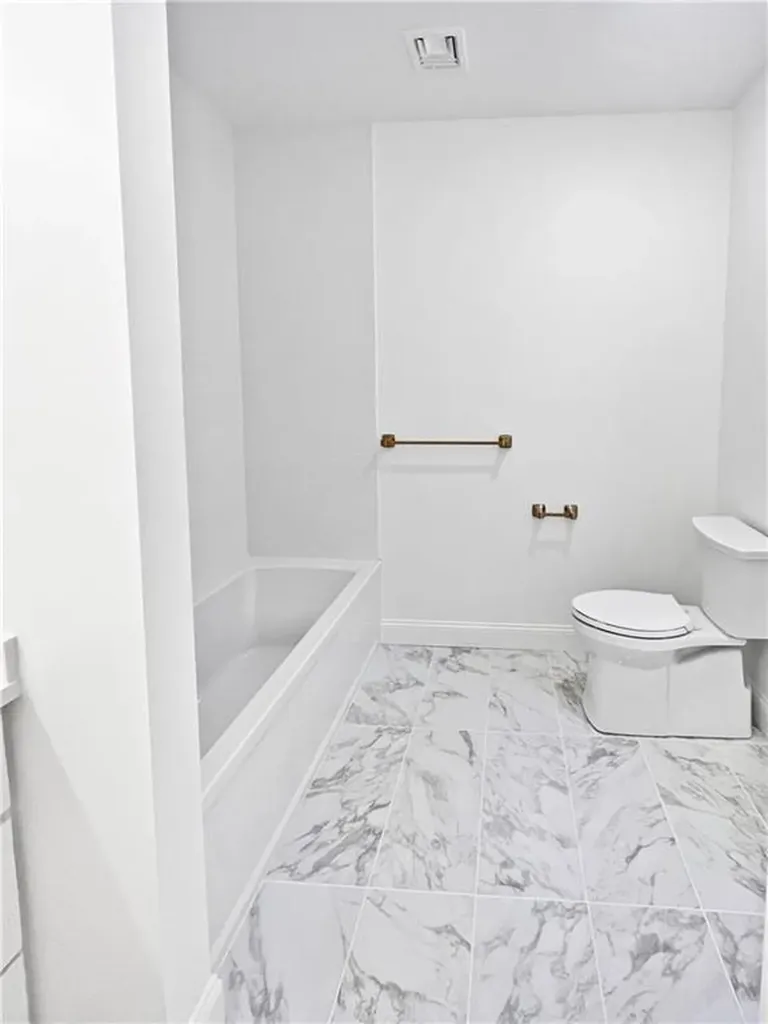 114 East Point Drive East Providence RI 02916