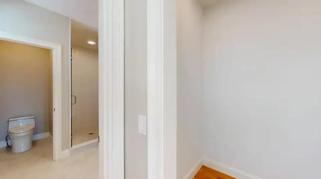 132 East Point Drive East Providence RI 02916