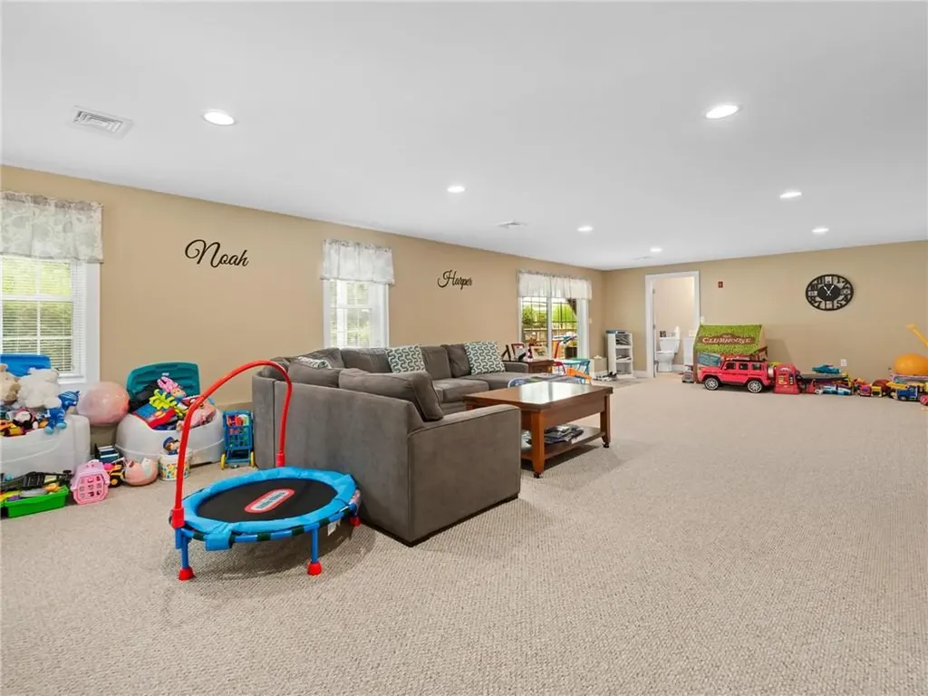 505 Log Road Burrillville RI 02830