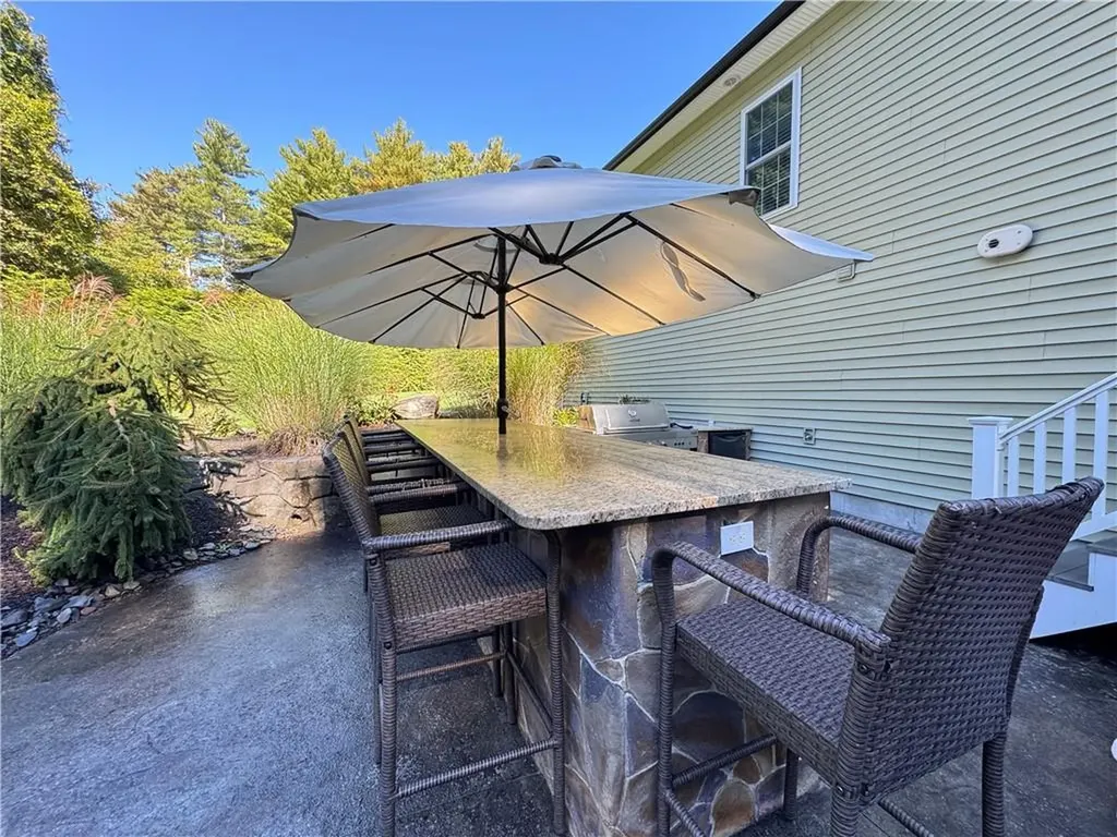 505 Log Road Burrillville RI 02830