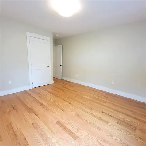 33 Sakonnet Drive Portsmouth RI 02871