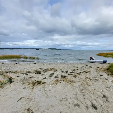 33 Sakonnet Drive Portsmouth RI 02871