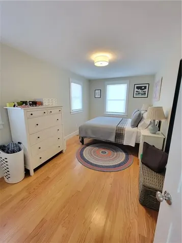 33 Sakonnet Drive Portsmouth RI 02871