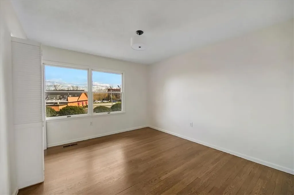 10 Sheffield Road Cranston RI 02920