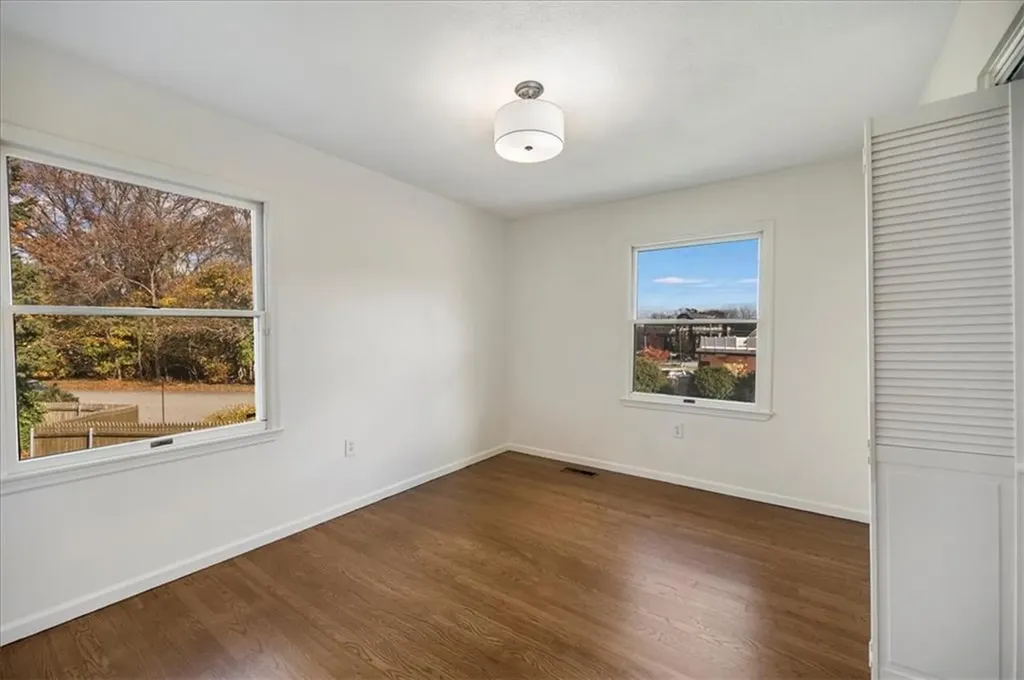 10 Sheffield Road Cranston RI 02920