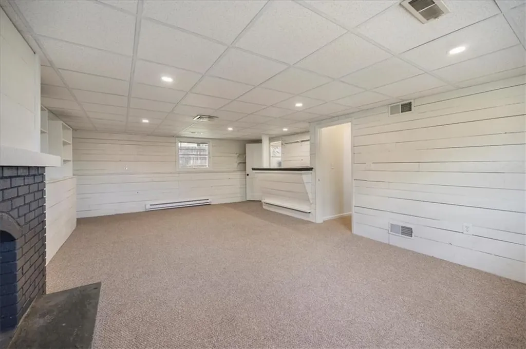 10 Sheffield Road Cranston RI 02920