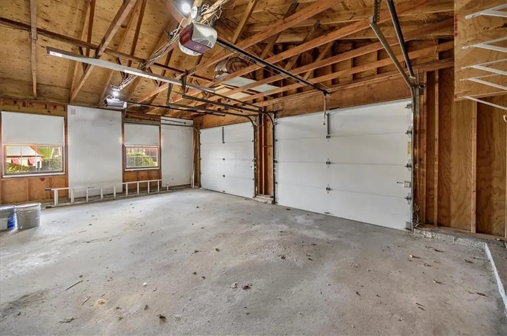 10 Sheffield Road Cranston RI 02920