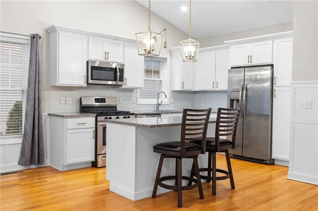 5 W Glen Lane West Warwick RI 02893