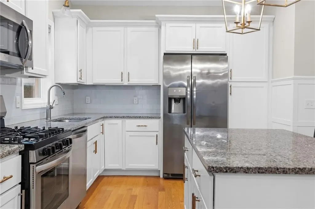 5 W Glen Lane West Warwick RI 02893