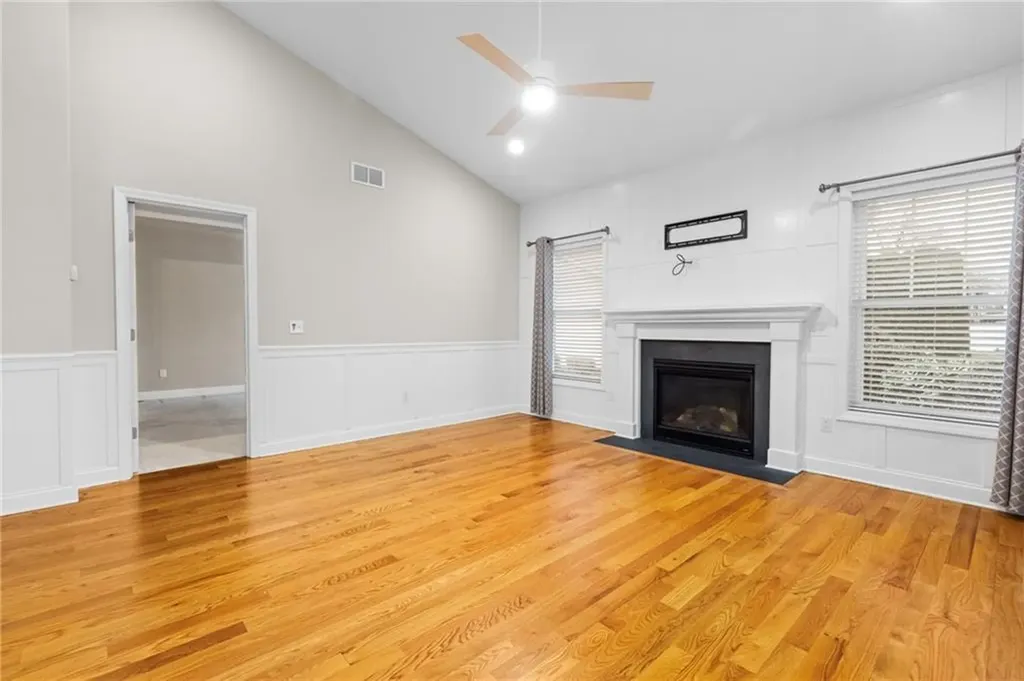 5 W Glen Lane West Warwick RI 02893