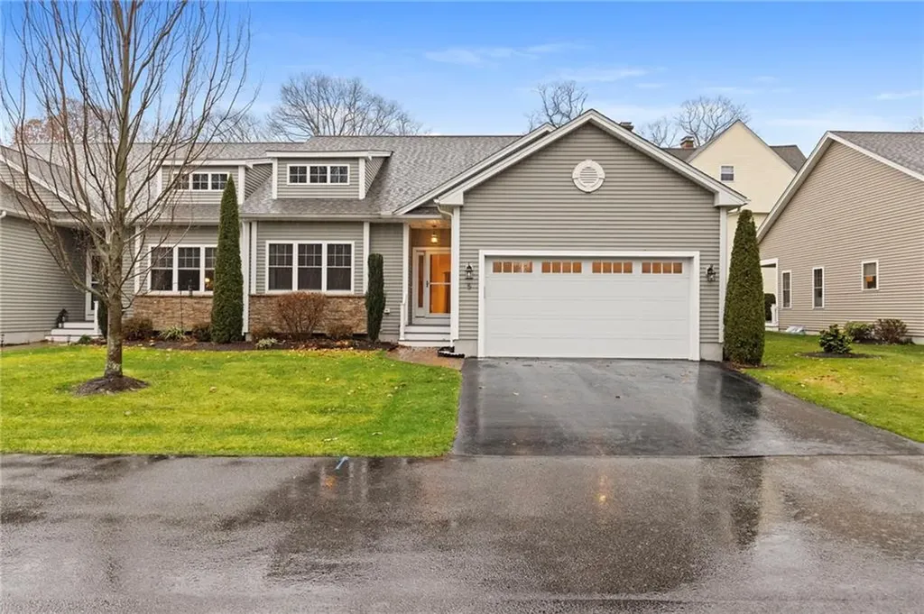 5 W Glen Lane West Warwick RI 02893