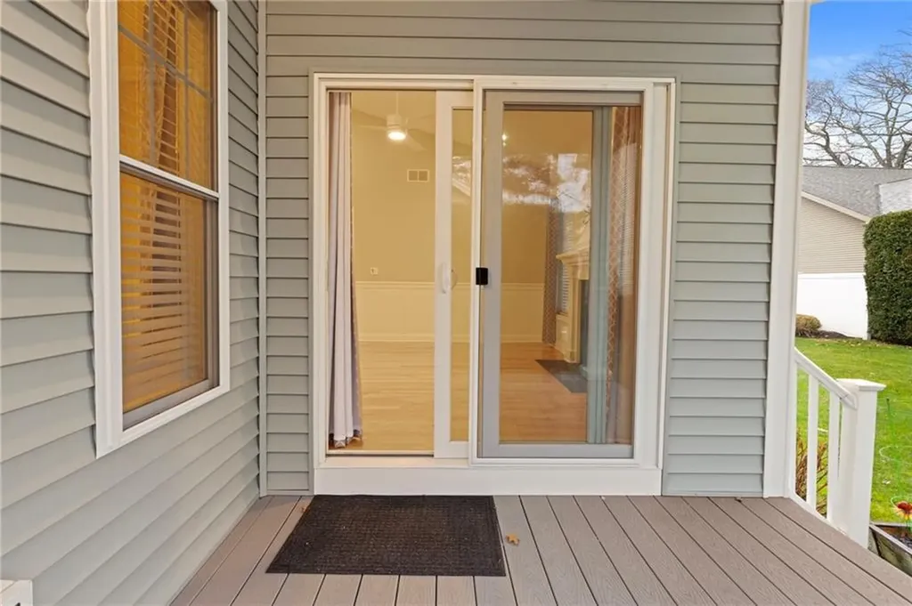 5 W Glen Lane West Warwick RI 02893