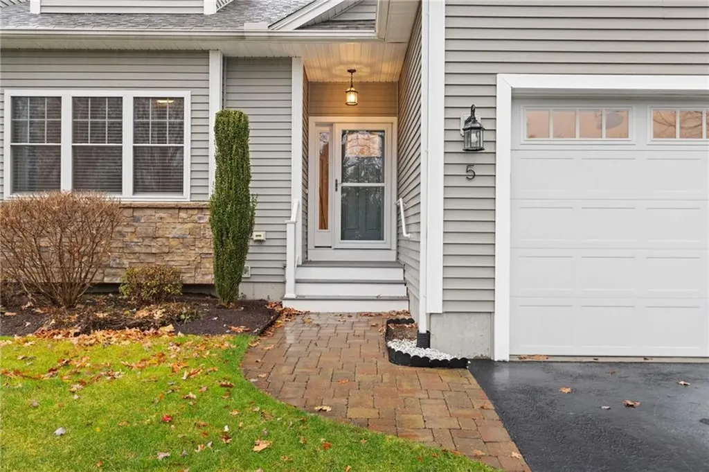 5 W Glen Lane West Warwick RI 02893