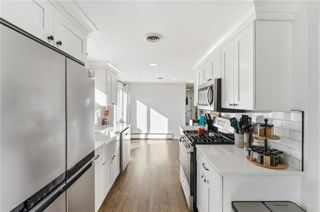 85 Union Avenue Warwick RI 02889