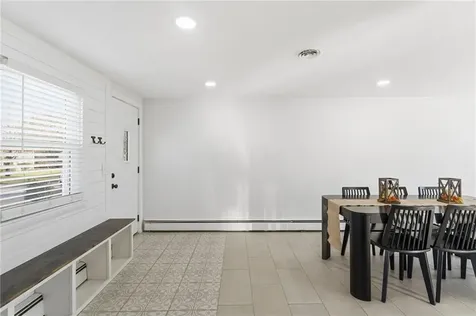 85 Union Avenue Warwick RI 02889