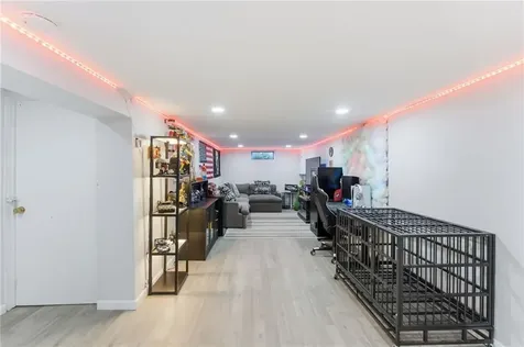 85 Union Avenue Warwick RI 02889