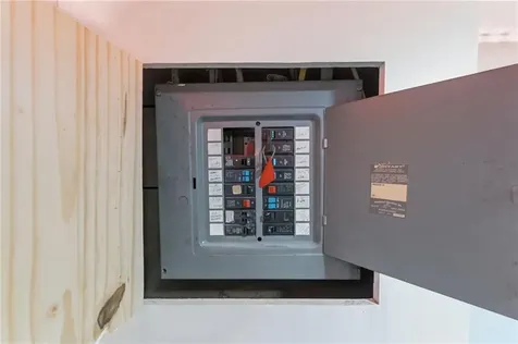 85 Union Avenue Warwick RI 02889