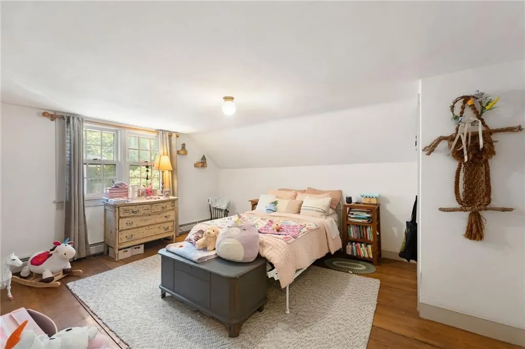 16 Burgess Road Foster RI 02825