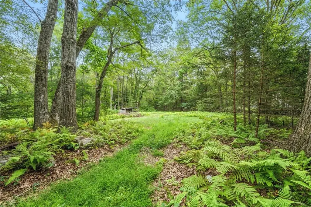 16 Burgess Road Foster RI 02825