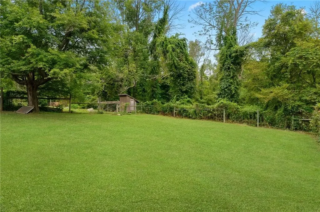 16 Burgess Road Foster RI 02825