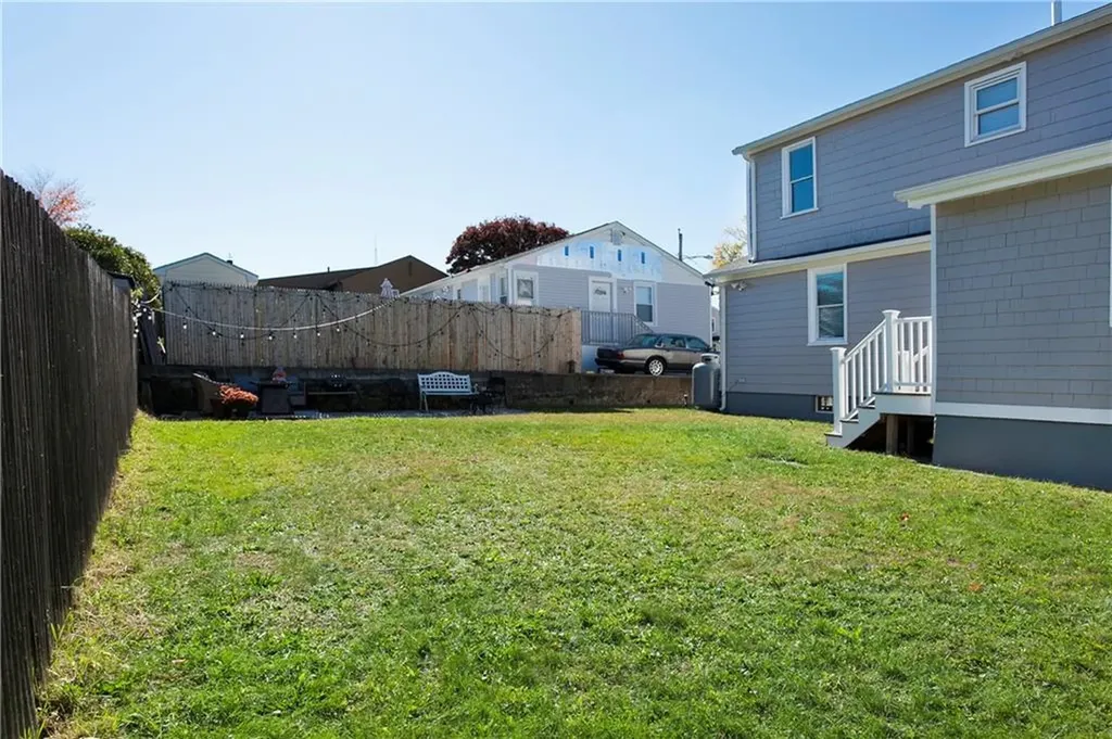 8 Summit Avenue Johnston RI 02919