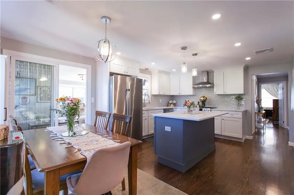 8 Summit Avenue Johnston RI 02919