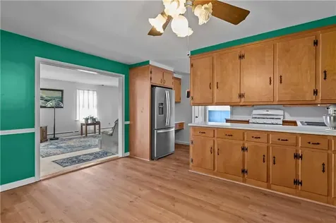 40 Aaron Avenue Bristol RI 02809