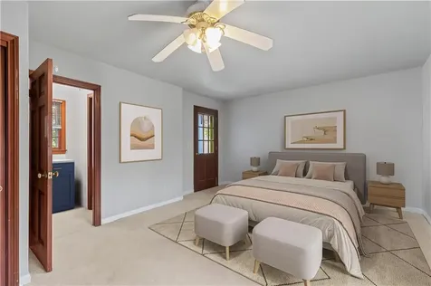 40 Aaron Avenue Bristol RI 02809