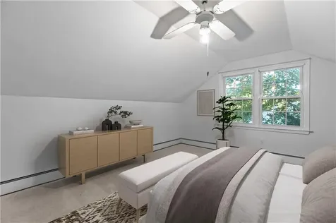 40 Aaron Avenue Bristol RI 02809