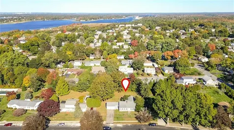 40 Aaron Avenue Bristol RI 02809