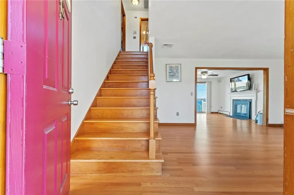 3 White Avenue East Providence RI 02915