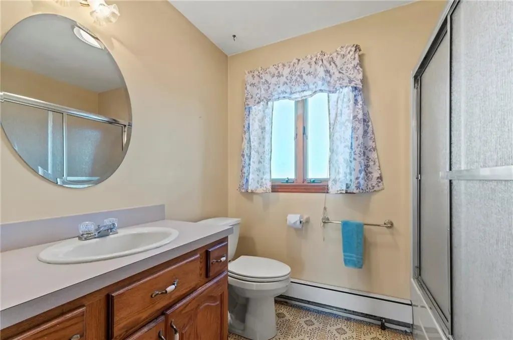 3 White Avenue East Providence RI 02915