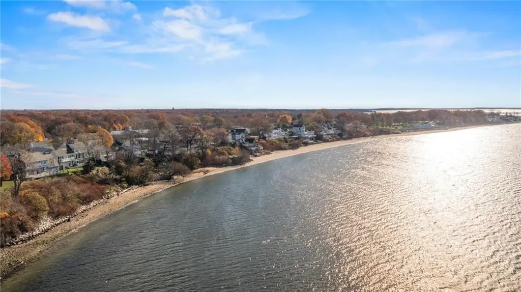 3 White Avenue East Providence RI 02915