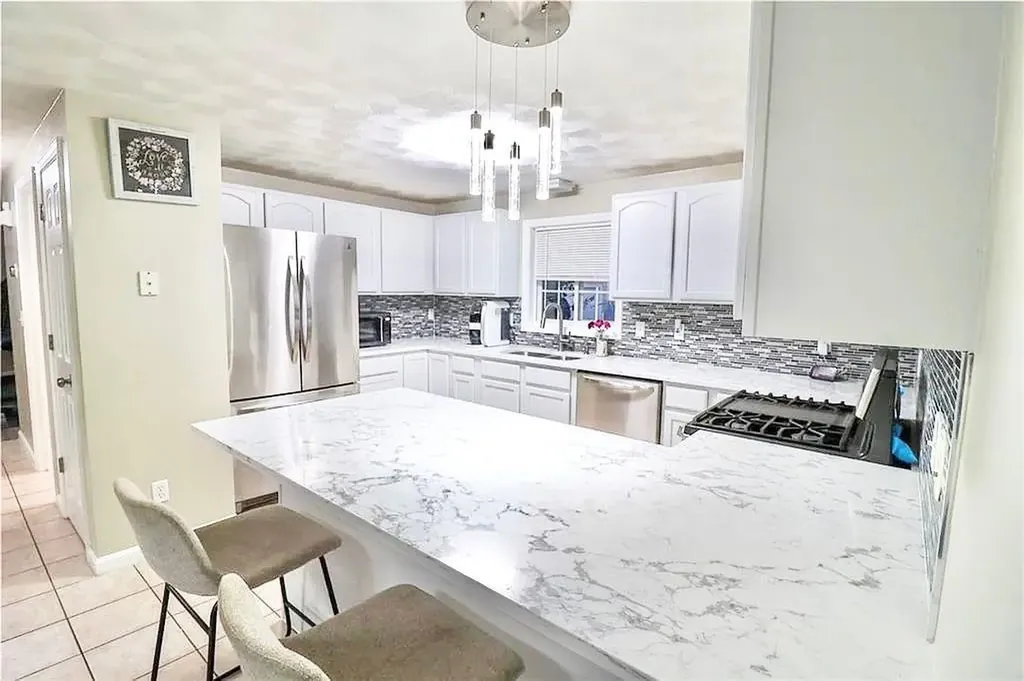 5 Edgewood Avenue Cumberland RI 02864